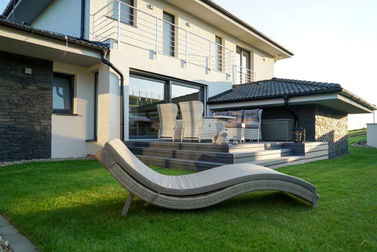 Luxury * Moravany nad Váhom