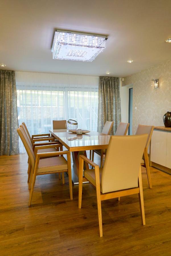 Villa Luxury *